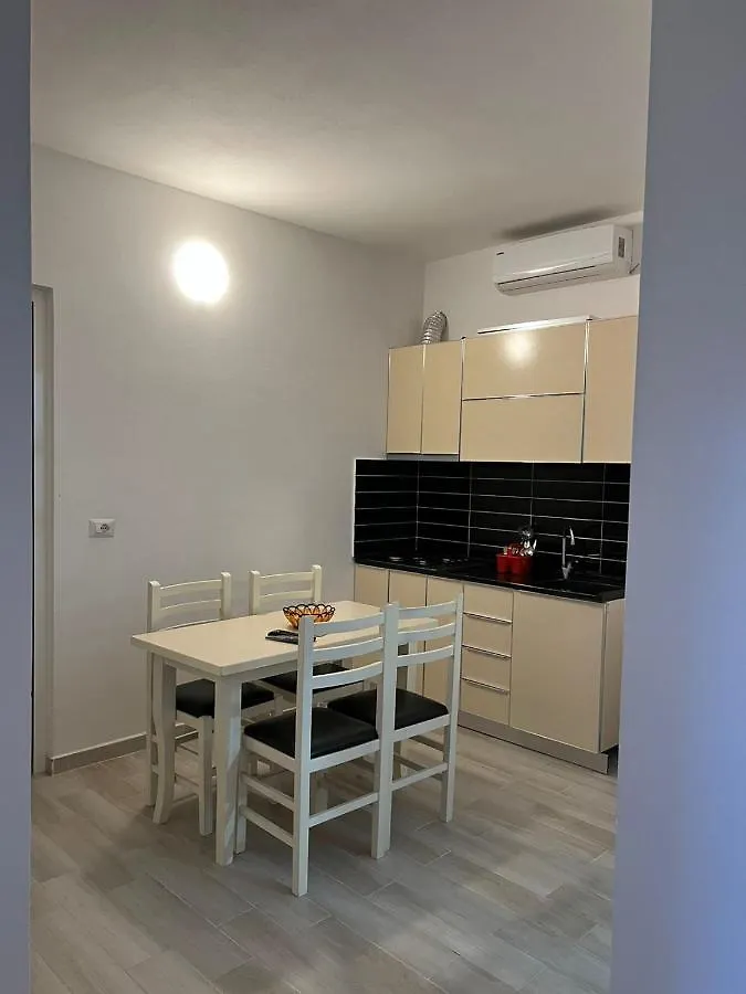 Rezidenca Mabel Hostel Velipoje